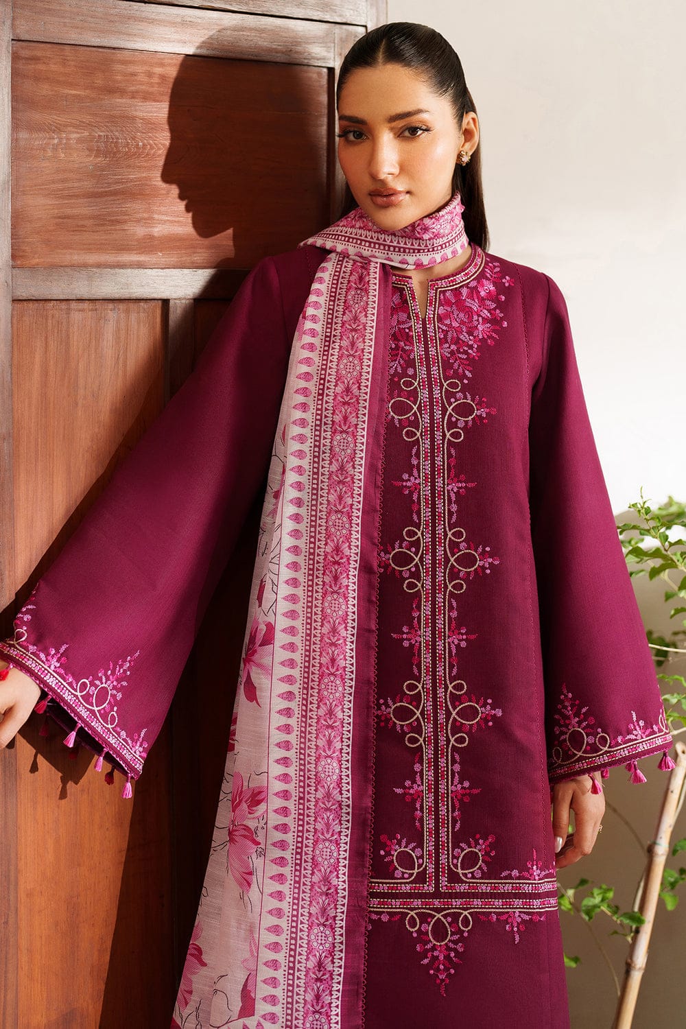 DHANAK EMBROIDERED 3 PIECE SUIT ZS 17333